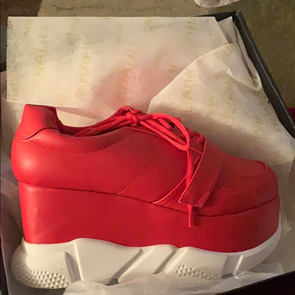 Chunky Red - Picture 3 of 3